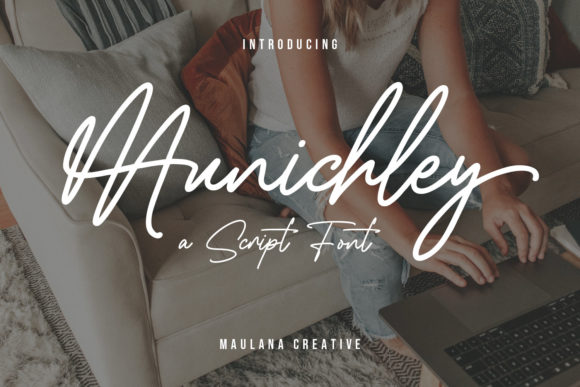 Munichly Script: The Expressive Casual Font for Modern Brands